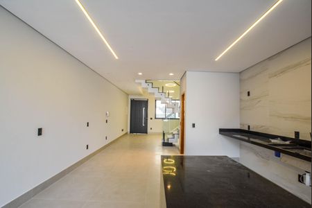 Casa à venda com 180m², 3 quartos e 2 vagasCozinha