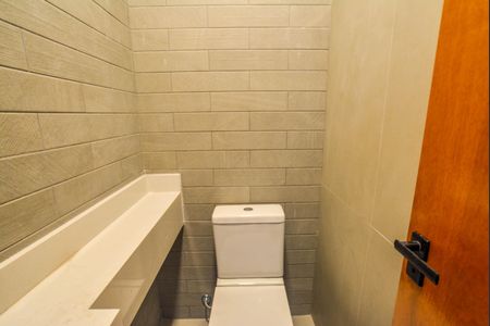 Casa à venda com 180m², 3 quartos e 2 vagasLavabo