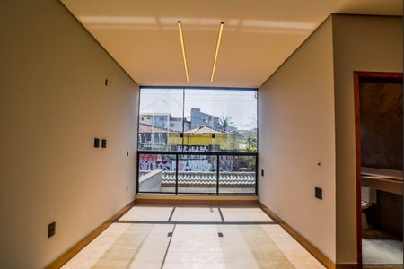 Casa à venda com 180m², 3 quartos e 2 vagasSuíte 3