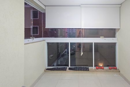 Apartamento para alugar com 118m², 3 quartos e 2 vagasVaranda