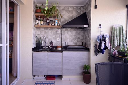 Apartamento à venda com 67m², 2 quartos e 1 vagaSala - Varanda 