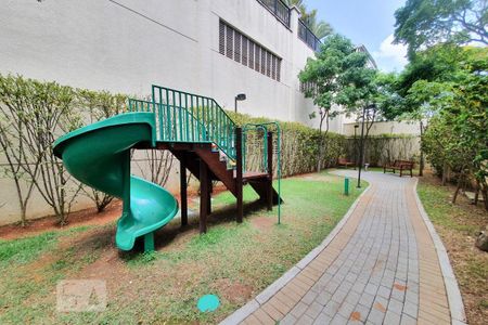 Apartamento à venda com 67m², 2 quartos e 1 vagaÁrea comum - Playground