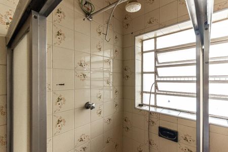 Casa à venda com 600m², 5 quartos e 6 vagas Casa à venda com 600m², 5 quartos e 6 vagasBanheiro 3