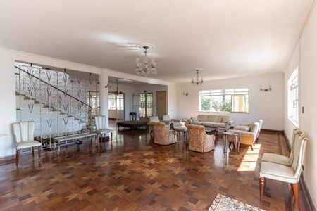 Casa à venda com 600m², 5 quartos e 6 vagas Casa à venda com 600m², 5 quartos e 6 vagasSala 1