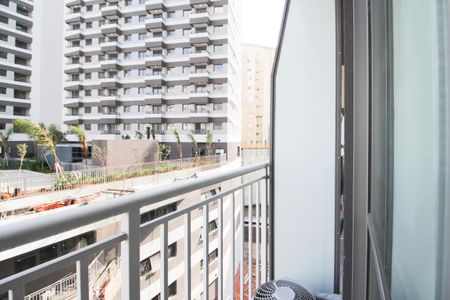 Apartamento para alugar com 27m², 1 quarto e sem vaga Apartamento para alugar com 27m², 1 quarto e sem vagaVaranda