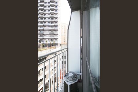 Apartamento para alugar com 27m², 1 quarto e sem vaga Apartamento para alugar com 27m², 1 quarto e sem vagaVaranda