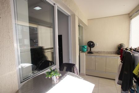 Apartamento à venda com 56m², 2 quartos e 1 vagaVaranda da Sala