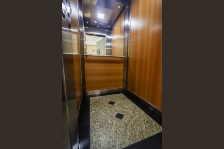 Apartamento para alugar com 71m², 3 quartos e 1 vagaÁrea comum - Elevador