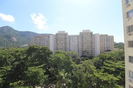 Apartamento à venda com 55m², 2 quartos e 1 vagaQuarto 2 - Vista