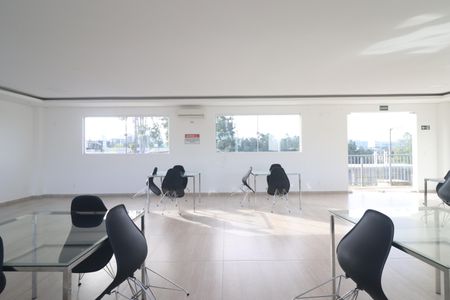 Apartamento para alugar com 40m², 2 quartos e 1 vagaÁrea comum - Salão de festas