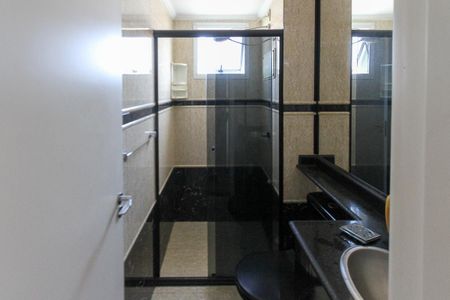 Apartamento para alugar com 47m², 2 quartos e 1 vaga Apartamento para alugar com 47m², 2 quartos e 1 vagaBanheiro