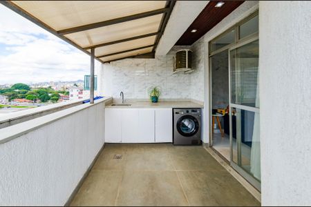 Apartamento para alugar com 167m², 3 quartos e 2 vagasÁrea de serviço