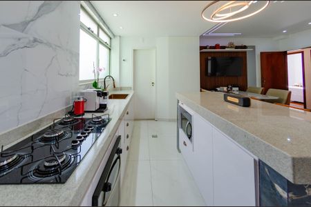 Apartamento para alugar com 167m², 3 quartos e 2 vagasCozinha