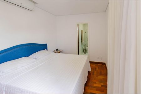 Apartamento para alugar com 167m², 3 quartos e 2 vagasSuíte