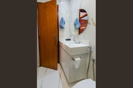Apartamento para alugar com 167m², 3 quartos e 2 vagasBanheiro Social