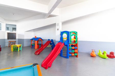 Apartamento para alugar com 50m², 2 quartos e 1 vagaÁrea comum - Playground