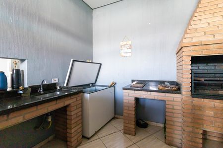 Apartamento para alugar com 50m², 2 quartos e 1 vagaÁrea comum - Churrasqueira