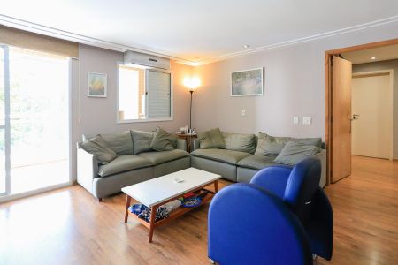 Apartamento à venda com 128m², 3 quartos e 2 vagasSala