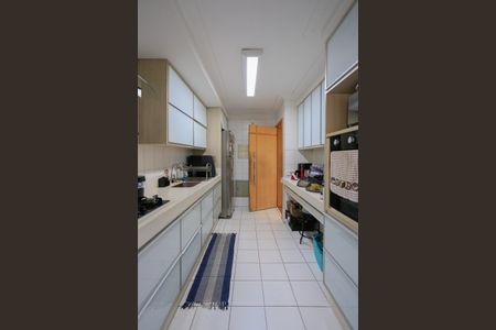 Apartamento à venda com 128m², 3 quartos e 2 vagasCozinha