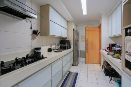 Apartamento à venda com 128m², 3 quartos e 2 vagasCozinha