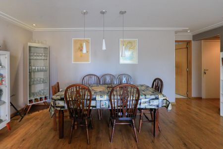 Apartamento à venda com 128m², 3 quartos e 2 vagasSala