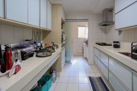 Apartamento à venda com 128m², 3 quartos e 2 vagasCozinha