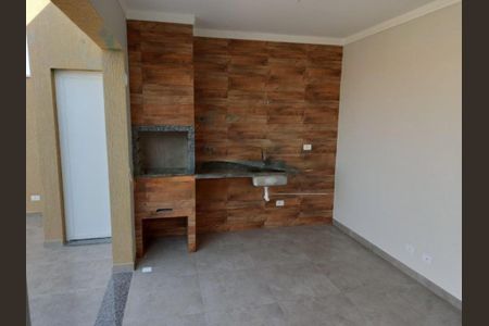 Casa à venda com 3 quartos, 120m² em Vila Brasilina, São Paulo