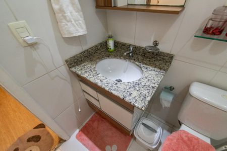 Apartamento à venda com 98m², 3 quartos e 2 vagas Apartamento à venda com 98m², 3 quartos e 2 vagasBanheiro