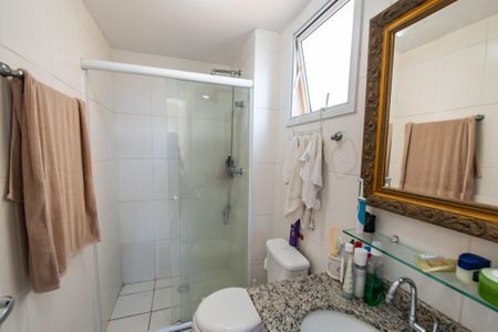 Apartamento à venda com 98m², 3 quartos e 2 vagas Apartamento à venda com 98m², 3 quartos e 2 vagasBanheiro da Suíte 1