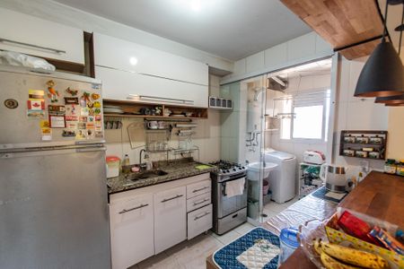 Apartamento à venda com 98m², 3 quartos e 2 vagas Apartamento à venda com 98m², 3 quartos e 2 vagasCozinha