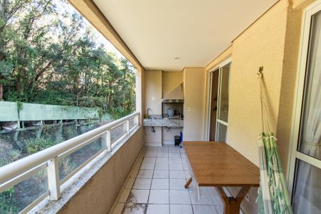 Apartamento à venda com 98m², 3 quartos e 2 vagas Apartamento à venda com 98m², 3 quartos e 2 vagasVaranda