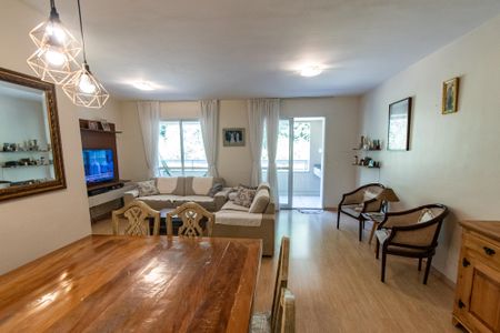 Apartamento à venda com 98m², 3 quartos e 2 vagas Apartamento à venda com 98m², 3 quartos e 2 vagasSala