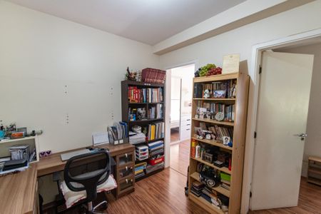 Apartamento à venda com 98m², 3 quartos e 2 vagas Apartamento à venda com 98m², 3 quartos e 2 vagasHall dos quartos