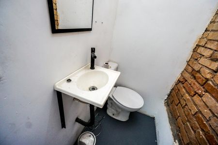 Casa à venda com 120m², 4 quartos e 2 vagas Casa à venda com 120m², 4 quartos e 2 vagasLavabo