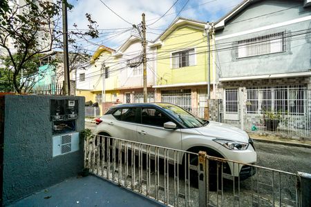 Casa à venda com 120m², 4 quartos e 2 vagas Casa à venda com 120m², 4 quartos e 2 vagasEntrada