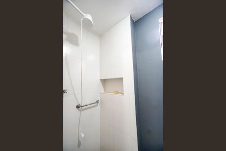 Casa à venda com 120m², 4 quartos e 2 vagas Casa à venda com 120m², 4 quartos e 2 vagasBanheiro