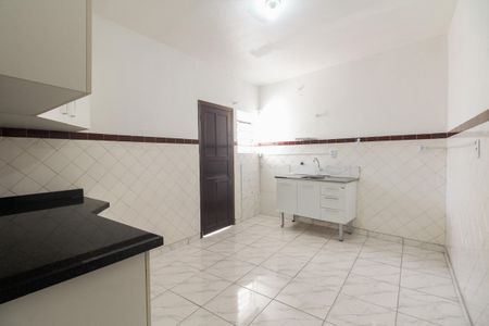 Apartamento para alugar com 80m², 2 quartos e sem vagaCozinha 