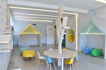 Casa de condomínio para alugar com 200m², 3 quartos e 3 vagas Casa de condomínio para alugar com 200m², 3 quartos e 3 vagasÁrea comum - Brinquedoteca