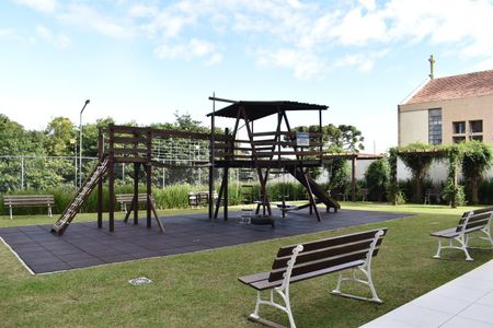 Casa de condomínio para alugar com 200m², 3 quartos e 3 vagas Casa de condomínio para alugar com 200m², 3 quartos e 3 vagasÁrea comum - Playground