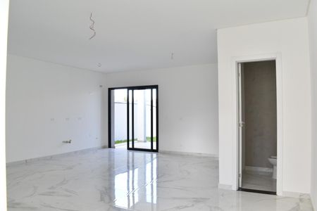 Casa de condomínio para alugar com 200m², 3 quartos e 3 vagas Casa de condomínio para alugar com 200m², 3 quartos e 3 vagasSala
