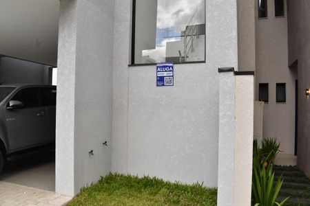 Casa de condomínio para alugar com 200m², 3 quartos e 3 vagas Casa de condomínio para alugar com 200m², 3 quartos e 3 vagasPlaquinha
