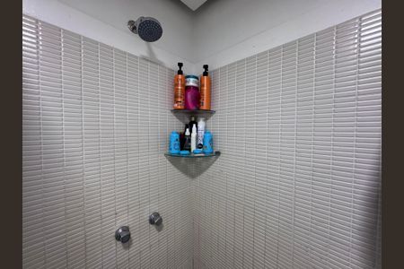 Casa de condomínio à venda com 140m², 3 quartos e 2 vagasBanheiro Social