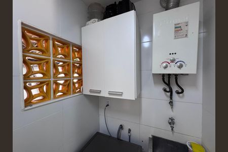 Casa de condomínio à venda com 140m², 3 quartos e 2 vagasÁrea de Serviço