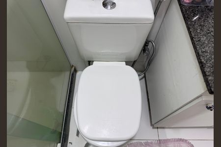 Casa de condomínio à venda com 140m², 3 quartos e 2 vagasSuíte - Banheiro