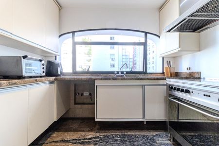 Apartamento à venda com 260m², 4 quartos e 3 vagasCozinha