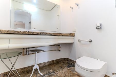Apartamento à venda com 260m², 4 quartos e 3 vagasLavabo