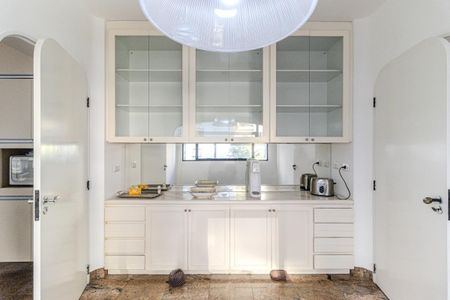 Apartamento à venda com 260m², 4 quartos e 3 vagasCopa