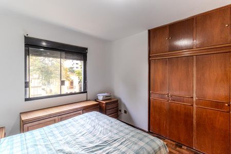 Apartamento à venda com 260m², 4 quartos e 3 vagasQuarto 3