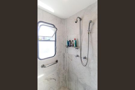 Apartamento à venda com 260m², 4 quartos e 3 vagasBanheiro Social