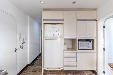 Apartamento à venda com 260m², 4 quartos e 3 vagasCozinha